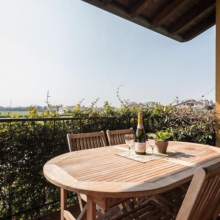 Gardappartamenti - Cascinale With Terrace Desenzano del Garda Esterno foto
