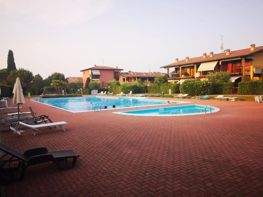 Gardappartamenti - Cascinale With Terrace Desenzano del Garda Esterno foto