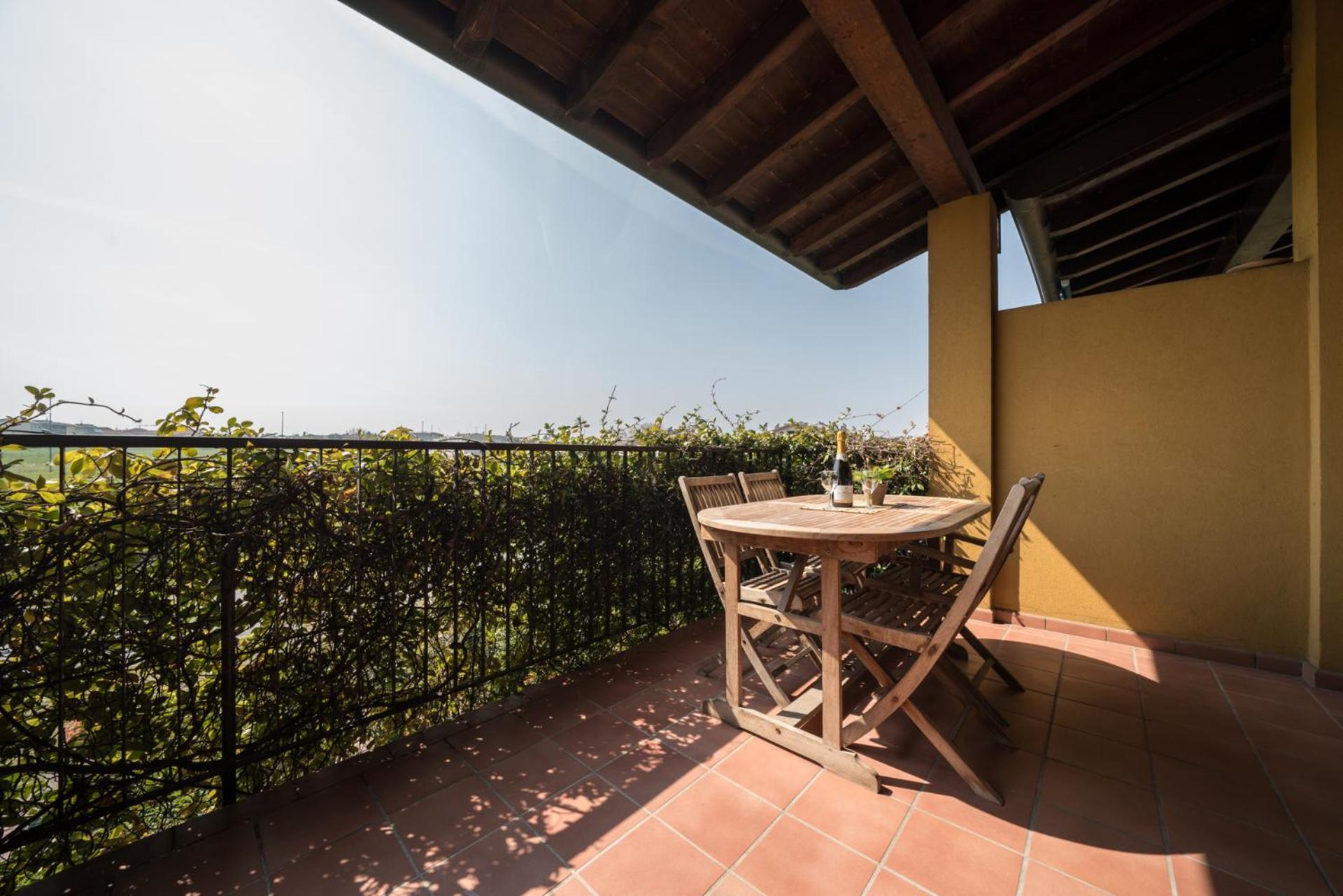 Gardappartamenti - Cascinale With Terrace Desenzano del Garda Esterno foto