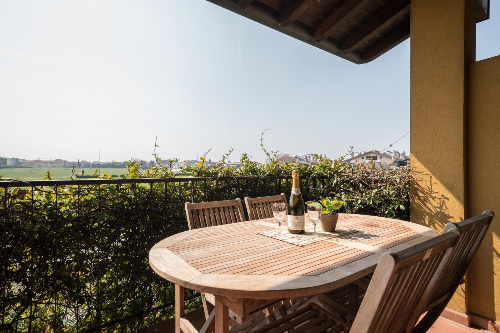 Gardappartamenti - Cascinale With Terrace Desenzano del Garda Esterno foto